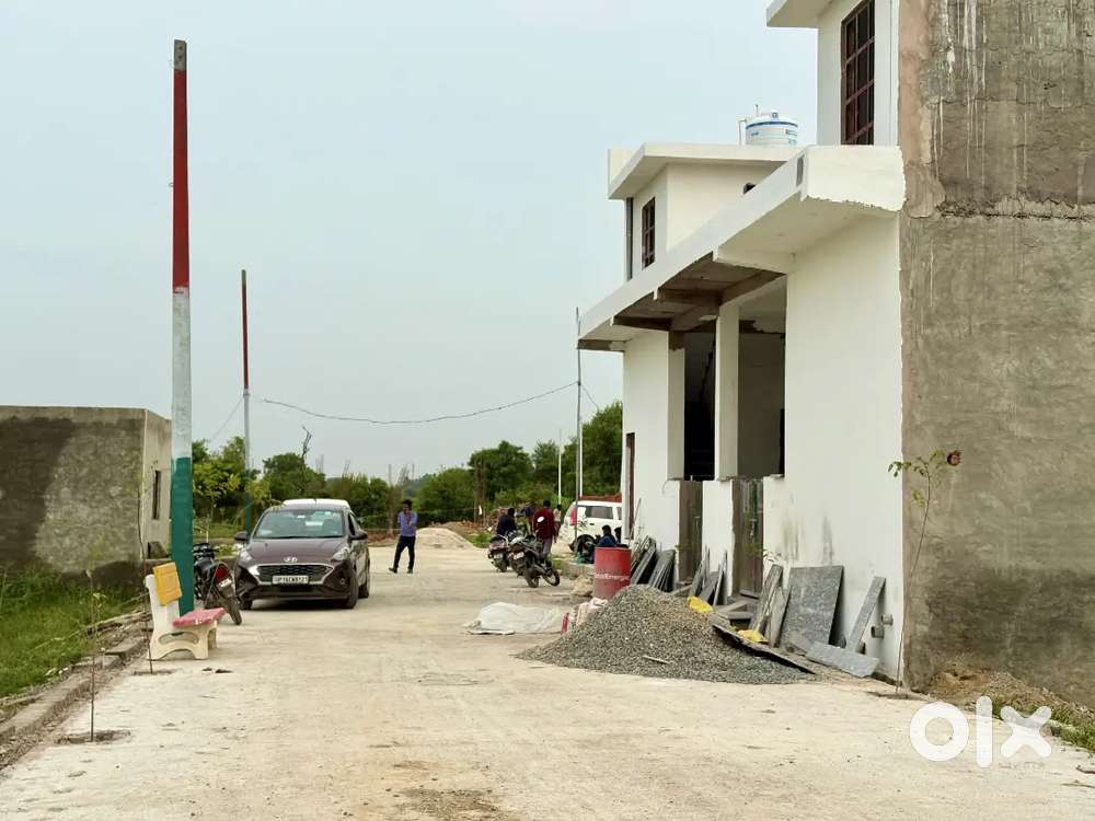 Plot in Gated society near Surajpur Tilpata Chowk