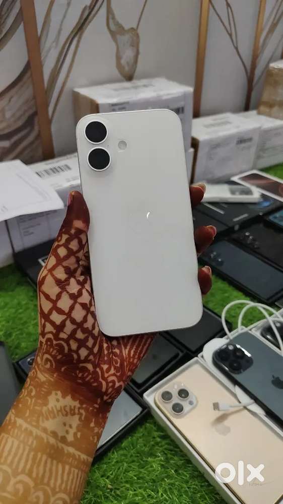 iPhone 16 256GB in mint condition