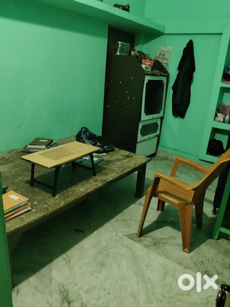 1 room with bathroom