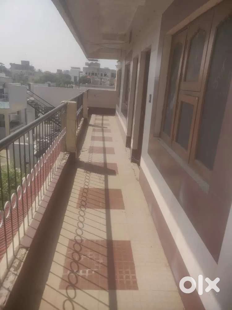 Stay at peaceful location