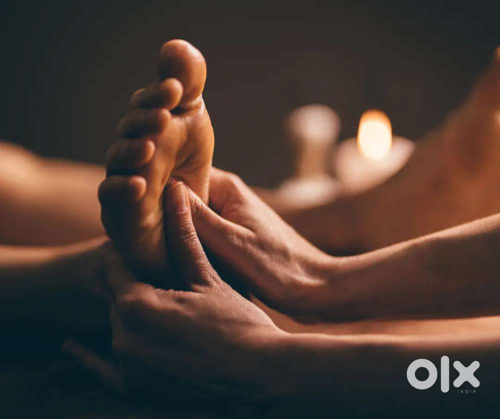 Foot reflexology therapist