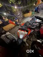 KTM DUKE 250 orange
