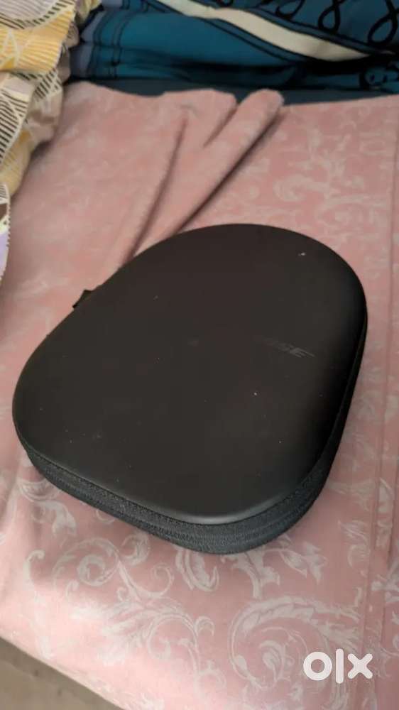 BOSE Noise Cancelling Headphones