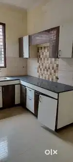 2BHK owner free GF  unfurnished 600unit free house