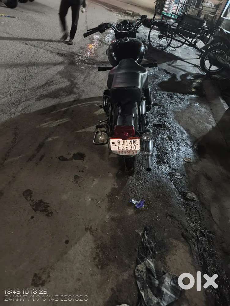 Good Condition full equiped with assoceris full modified