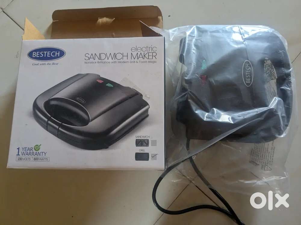 Toster or sandwich maker