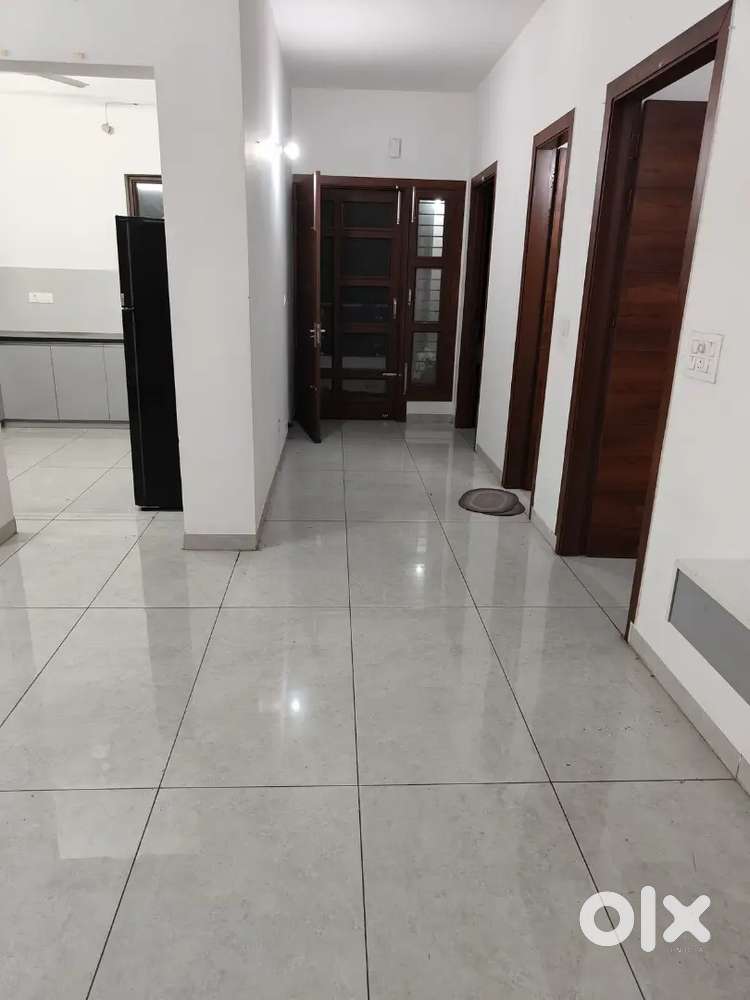 3bhk fully furnished & unfurnished floor