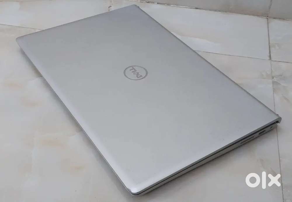 DELL Inspiron 15 3000 business edition laptop