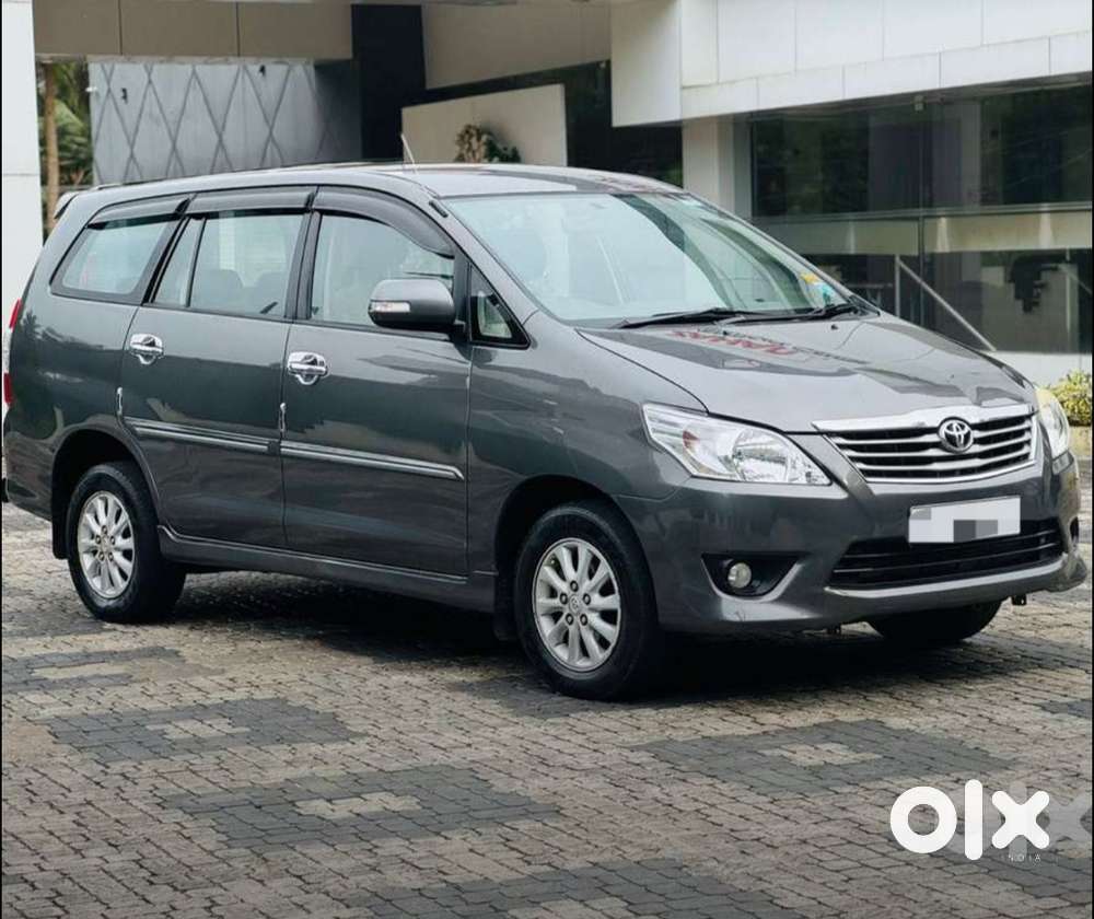 Toyota Innova 2012 Diesel Well Maintained