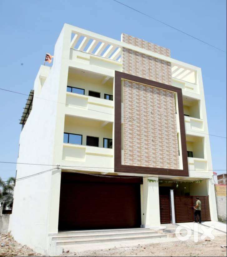 Huge Commercial Space for Rent at Shantinagar
