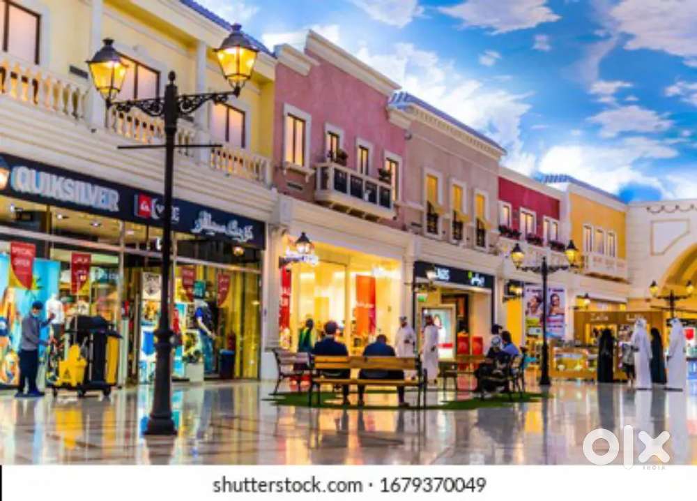 Shopping mall job boys and girls