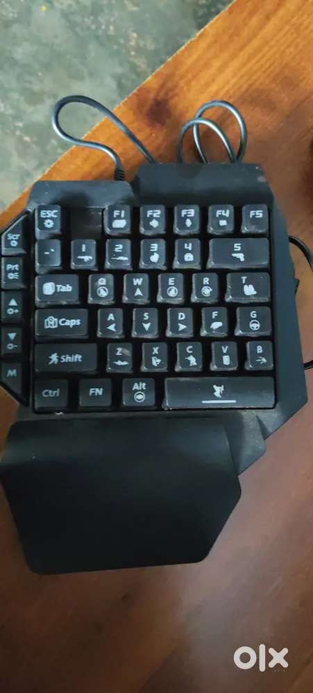 Keyboard one handed