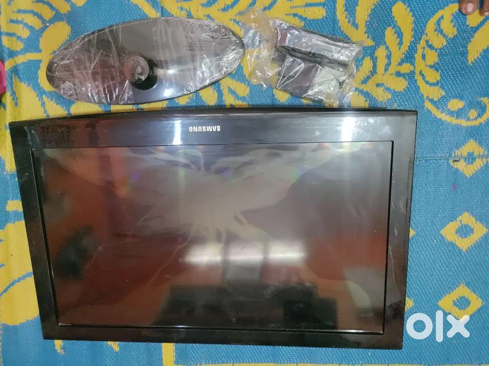 Samsung 32 lcd series 4 ..