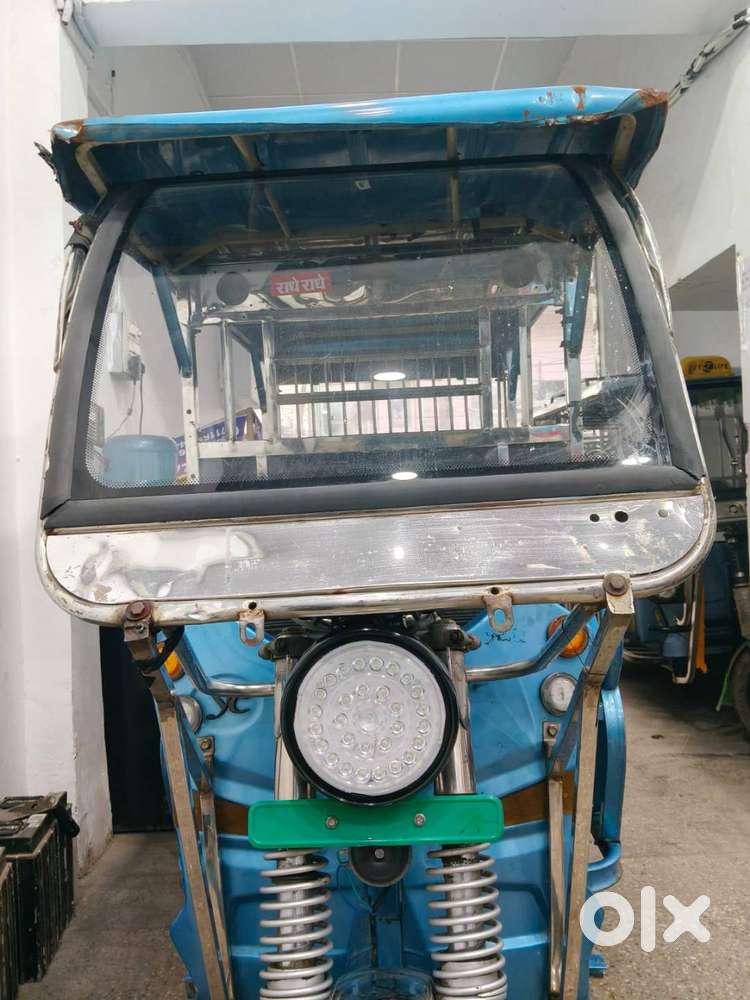 YATARI RIKSHWA