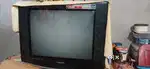 Tv samsung 1200 ma lelo display thik nhi hai