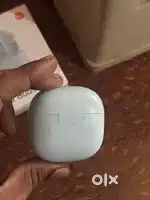 Earbuds brand new only one time use