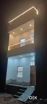 यह मकान चुनार रोड बछछाओ  दो मंजिला है एक बार देखने पर तुरंत पसंद