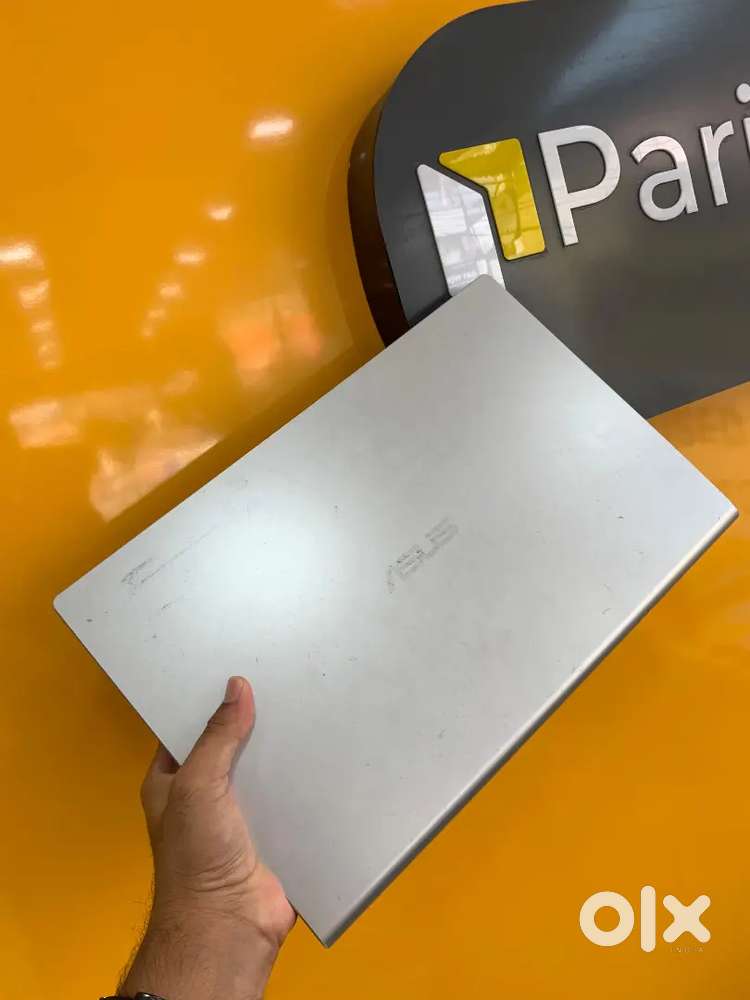 Best buy offer on used laptops !