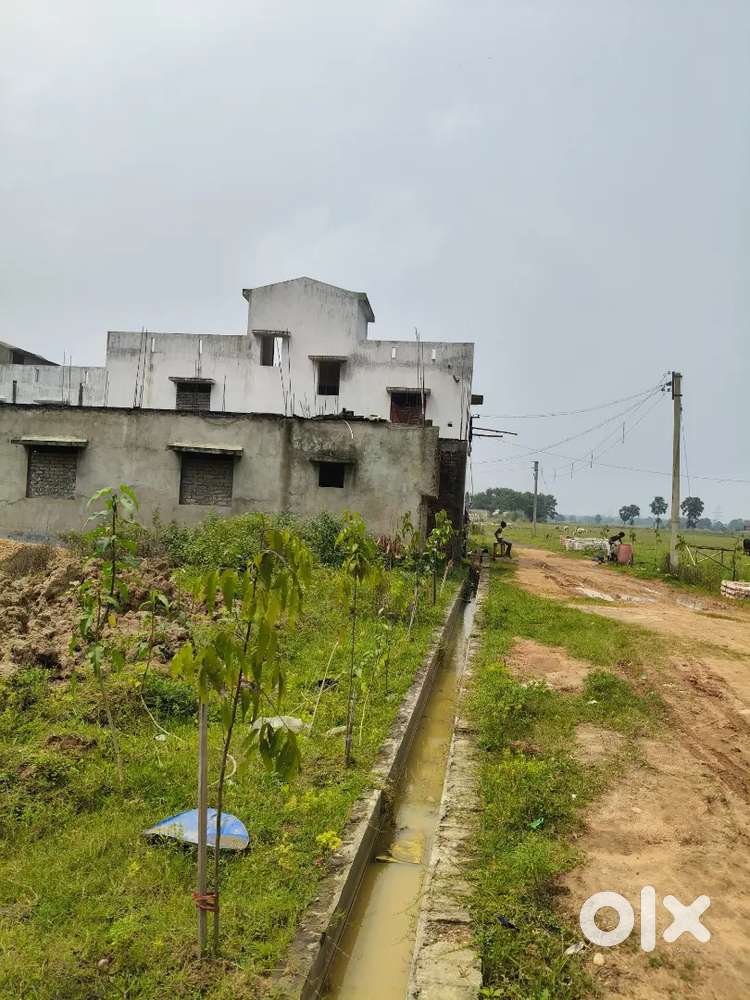 Plot Available Near Fuljhore Location.