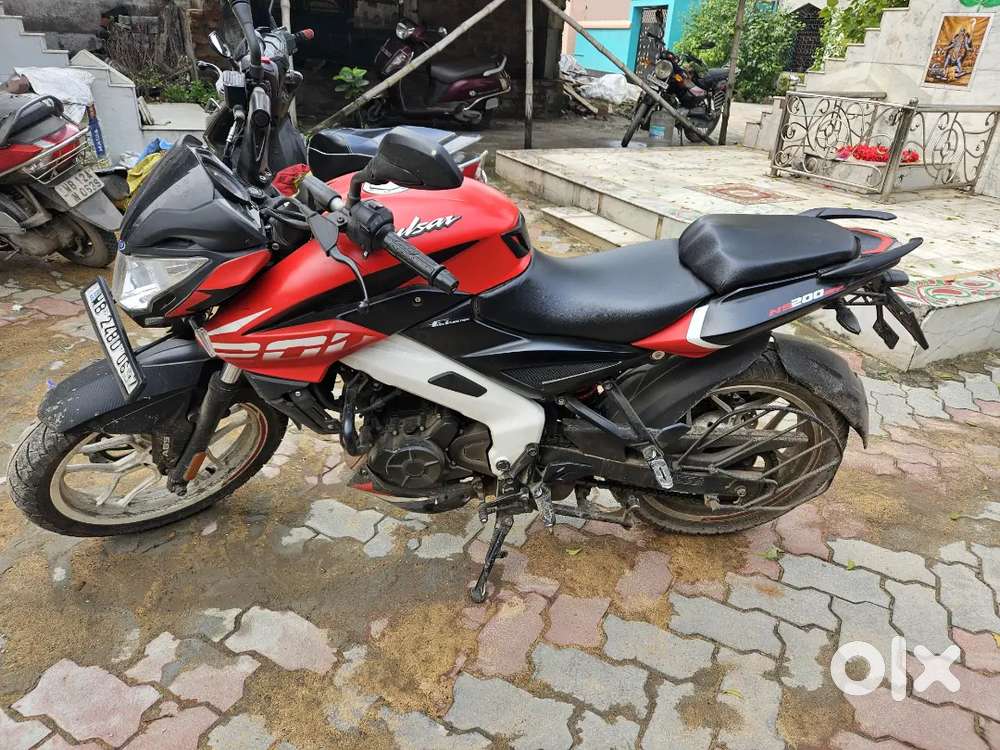 Bajaj Pulsar ns 200 for sale only genuine customer