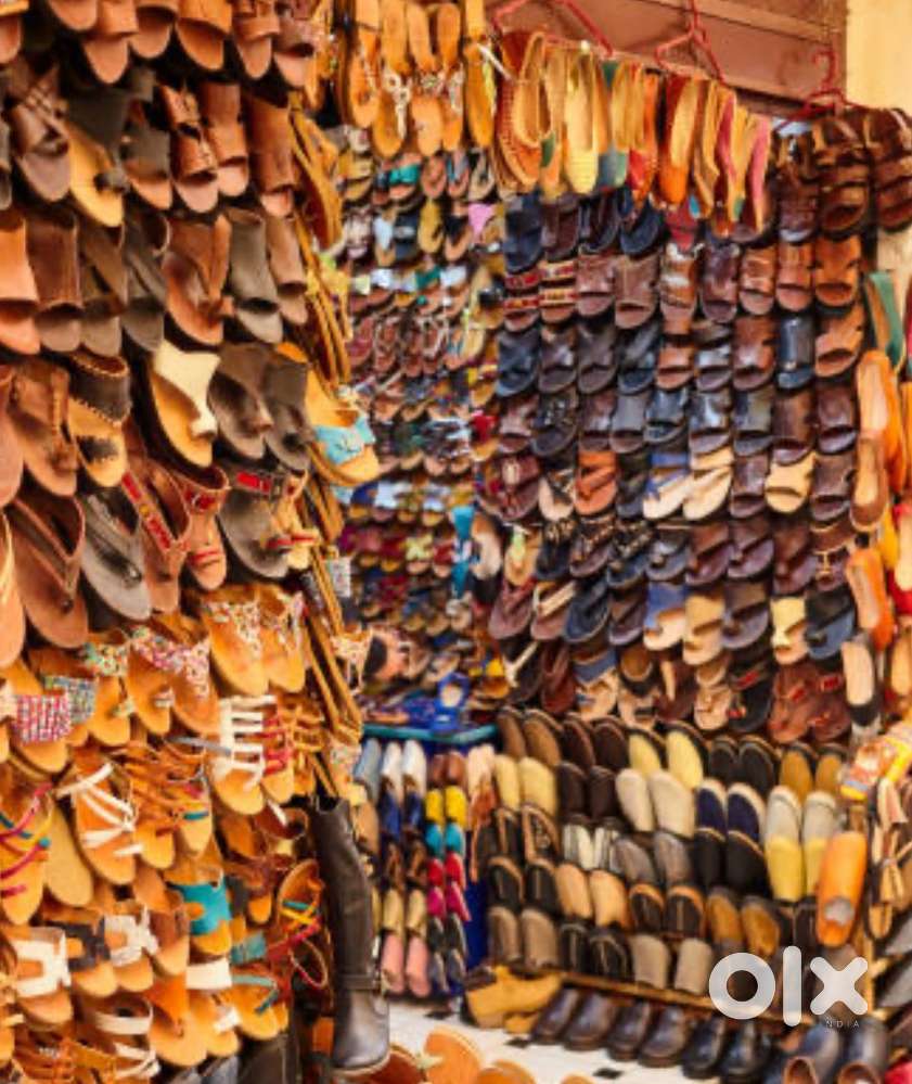 Required servant for shop    दुकान पे काम करने के लिए लड़का