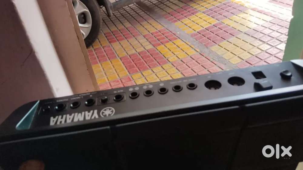 Yamaha DTX multipad with stand