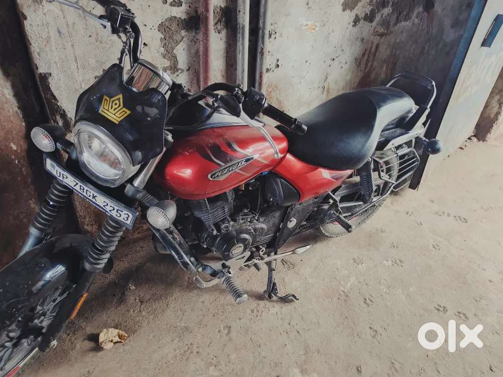 Bajaj Avenger 160cc Street