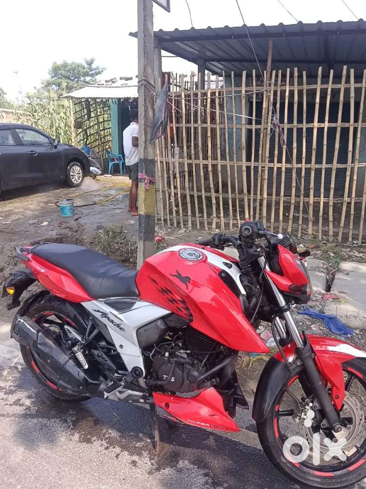 TVS Apache