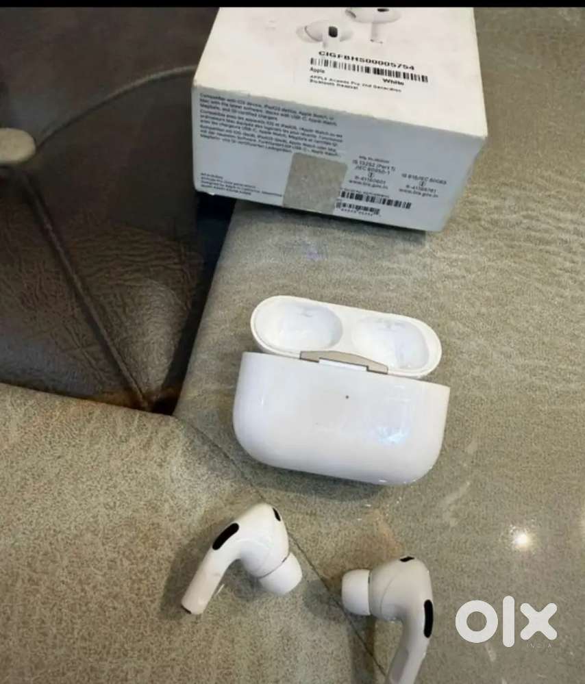 Apple airpods 2 refurbished at genuine price in your budget