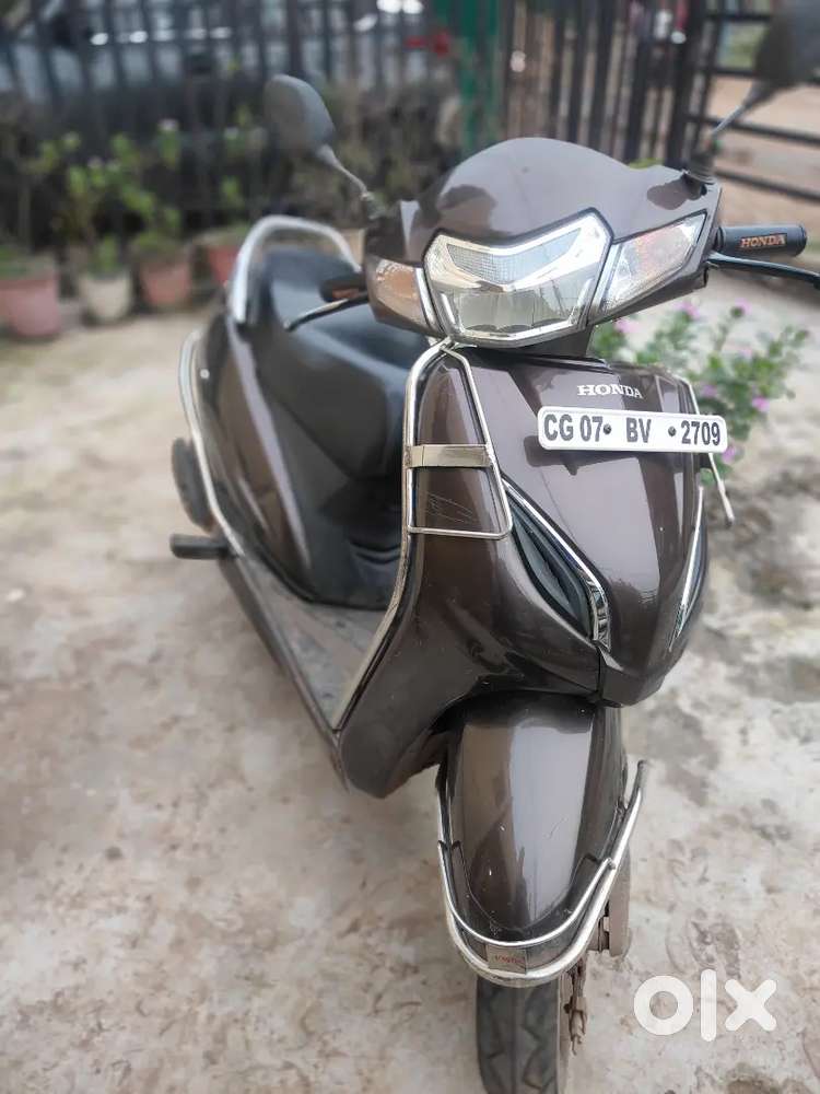 Honda activa 5g...oct 2019 model