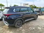 Carens D1.5 CRDI VGT 6MT Luxury 7 IMPERIAL BLUE
