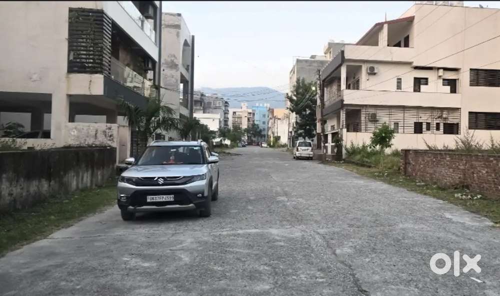 Plot For Sale 214 sq yd Doon Divine Dhoran Road