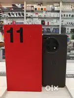 Oneplus 11 (8/128) Titan Black With bill box charger 1.5 year old