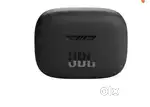 JBL 230 NC TWS case