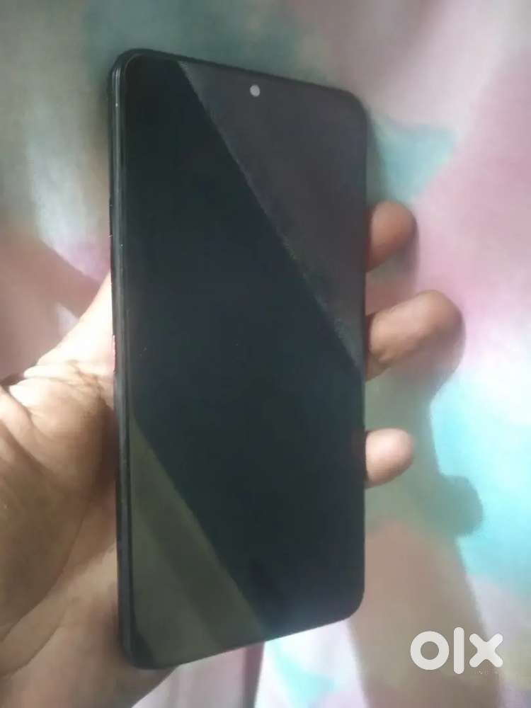 LG..G8X dead mobile. Spare parts.