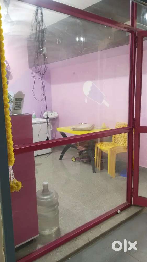 Powder Coated Aluminium Partition
