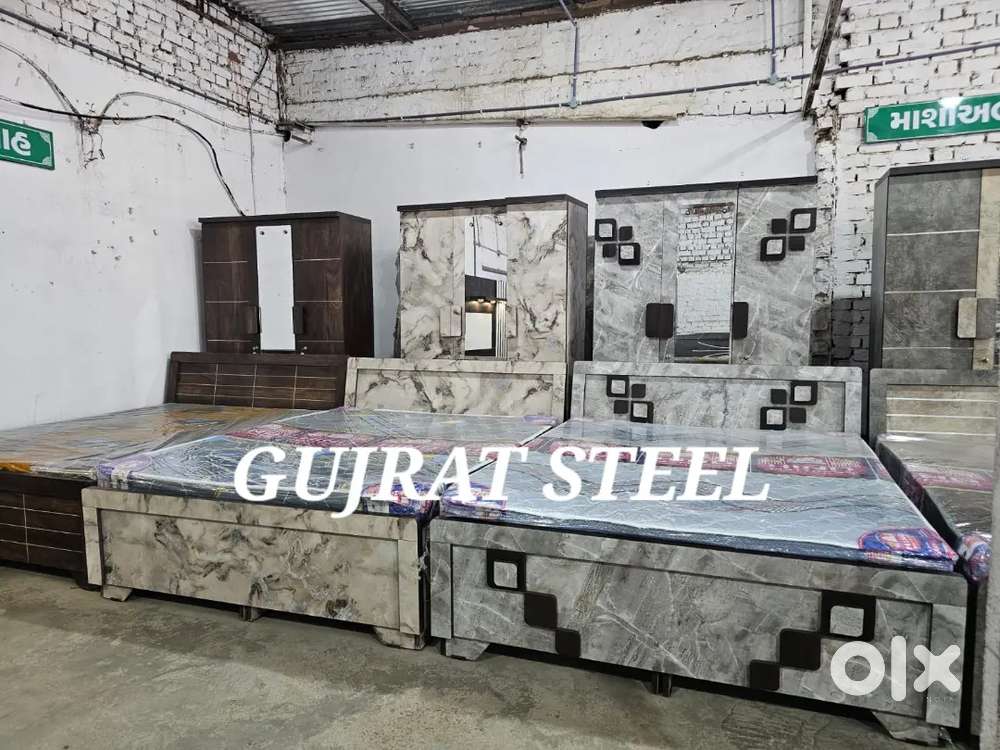 3door wardrobe with double bed 6by5