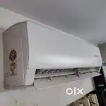 AIR CONDITION(CROMA)-1.5 TON, 5 STAR, FAIRLY USED