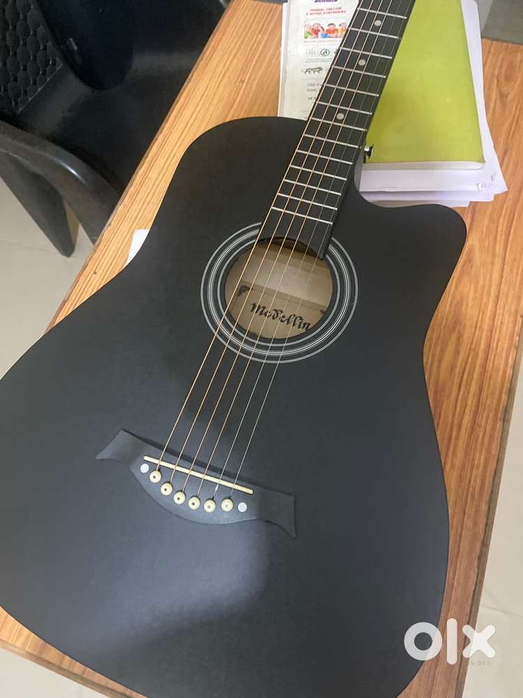 Medellin 38 acoustic guitar