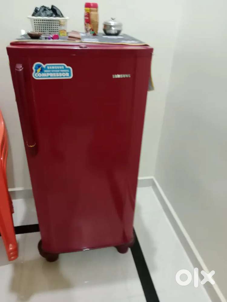 Samsung refrigerator in good condition