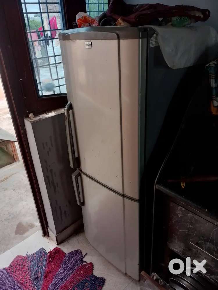 डबल डोर फ्रिज हेयर कंपनी का हायर कंपनी