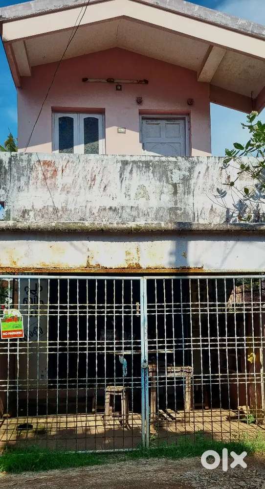 1 shop and room & bathroom town area for sale
