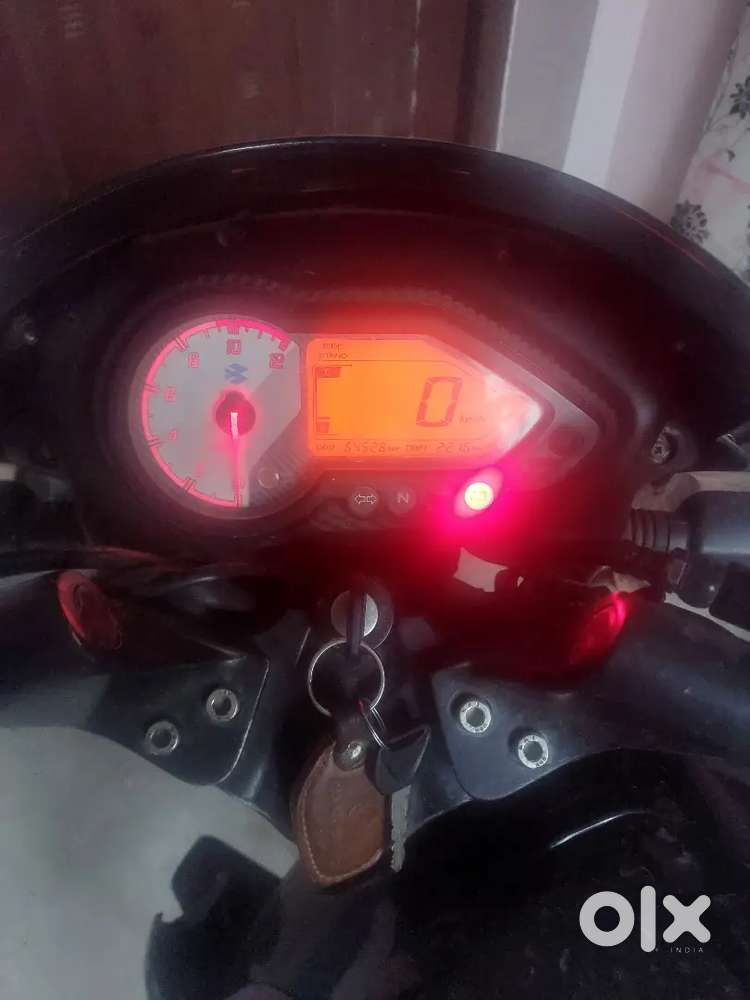 Sell Bajaj Pulsar 150cc Rs. 45,000