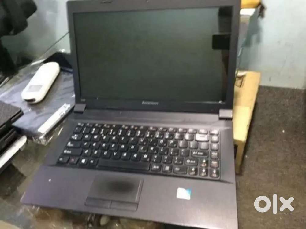 Lenovo laptop 4 gb RAM 320 gb hard disk wifi