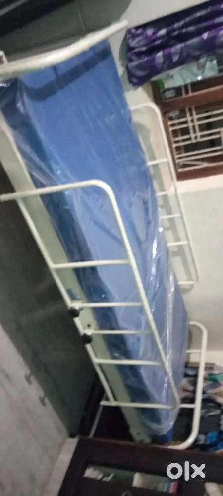 HOSPITAL BED