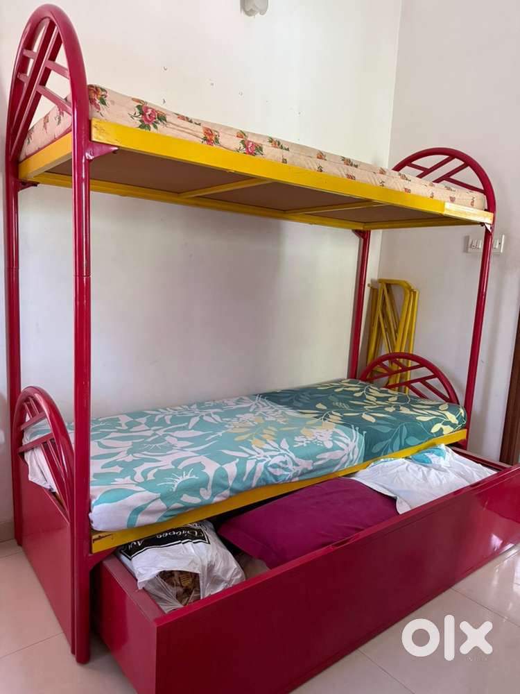 BUNK BED (Big)