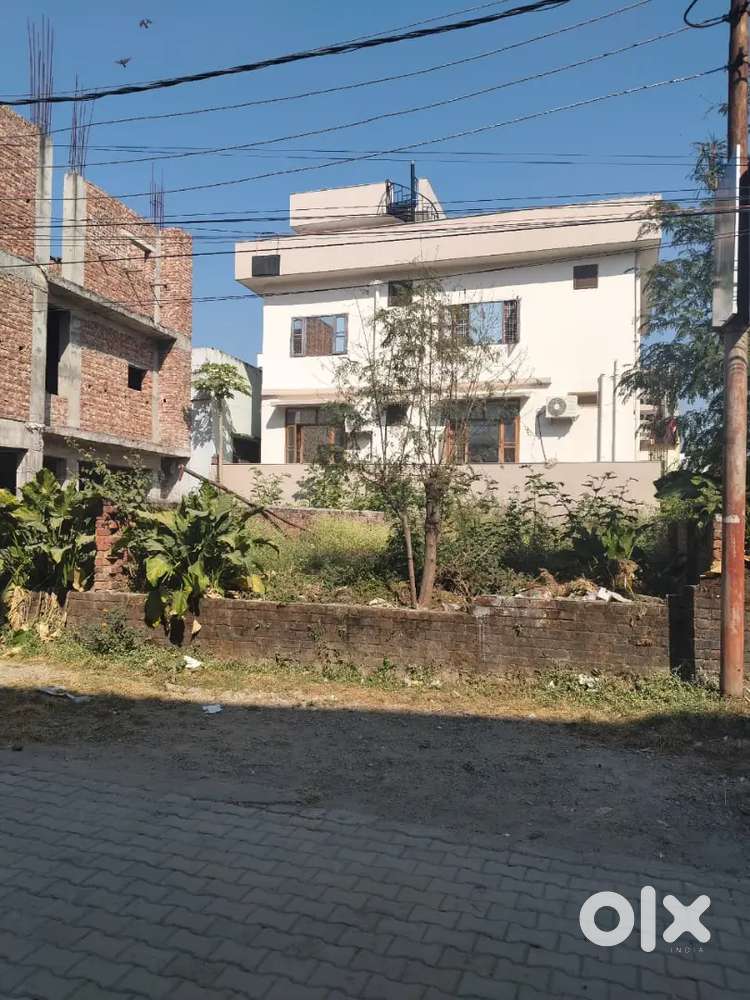 100 Gaj MDDA plot available Ekta vihar near Sahastradhara Road.