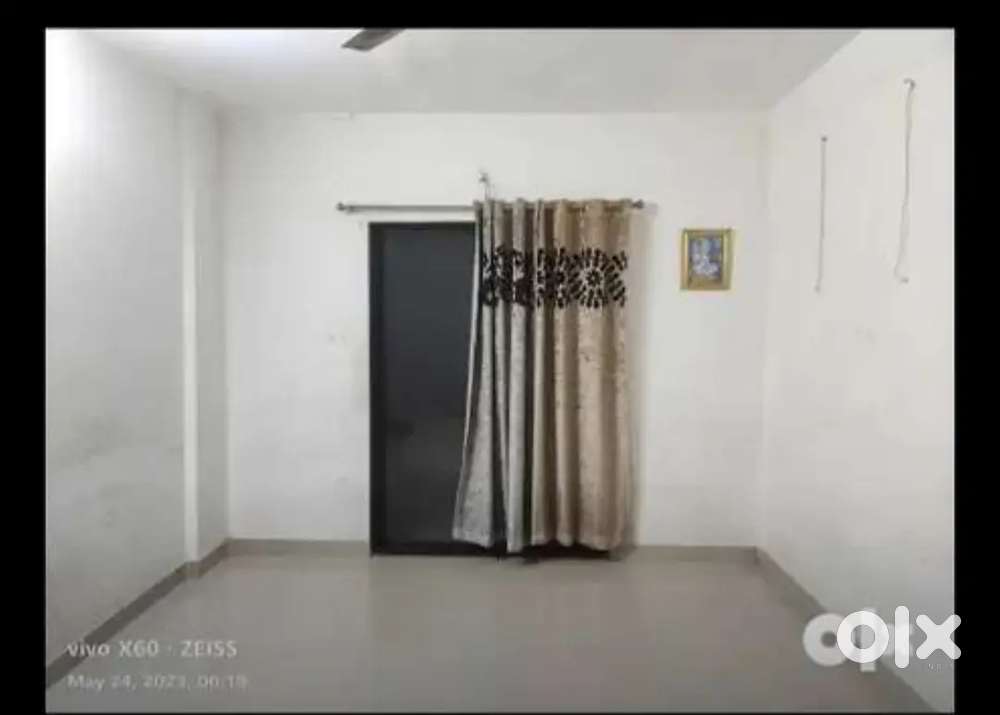 Need urgent 2 flatmates