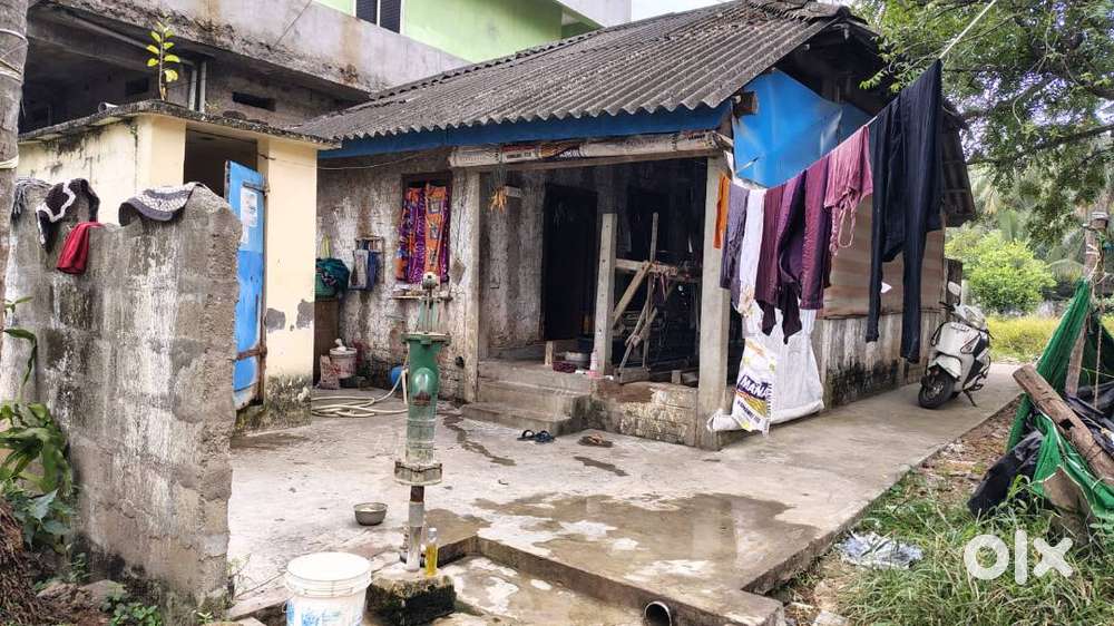 Urgent Land Sale 4.75 cents - Bandarulanka Vutukuri street Amalapuram