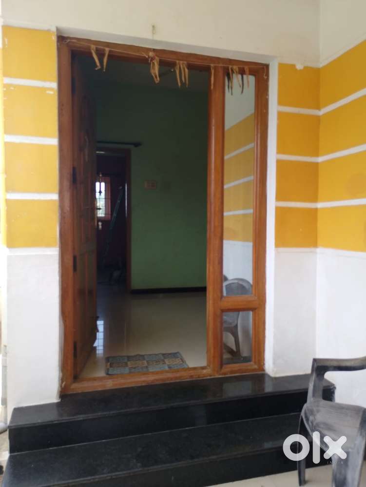 2bhk house for rent/lease in sulthanpettai , mangalam road